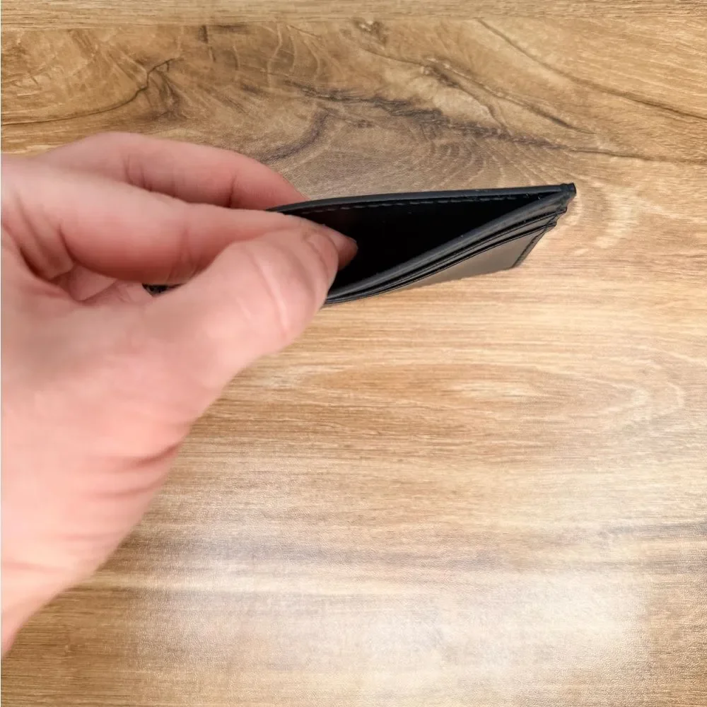 NWOT GUCCI Black Card Holder | Wallet Leather